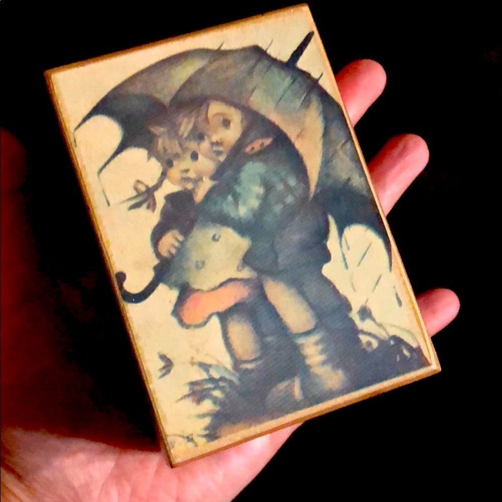 Vintage music box  